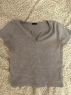 Brandy Melville Cropped Tee